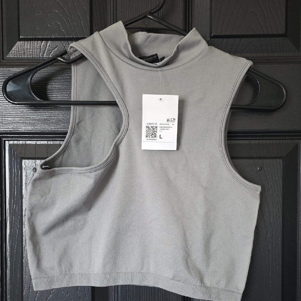 Forever 21 Charcoal Sleeveless Crop Top